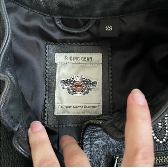Genuine leather Harley Davidson jacket - Picture 2 of 3